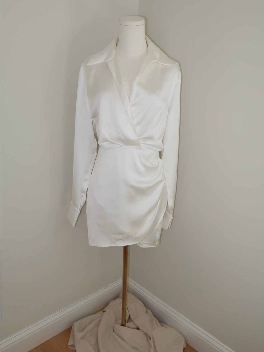 Zara: Elegant White Satin Wrap Blouse Dress